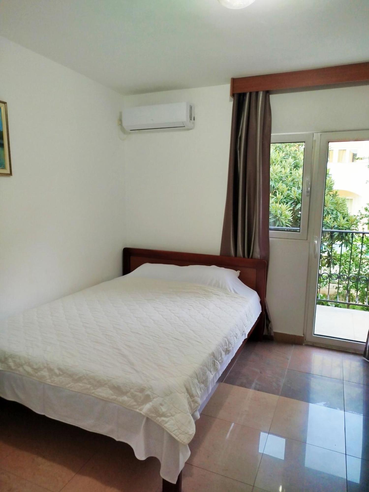 Mijovic Apartments Budva Luaran gambar