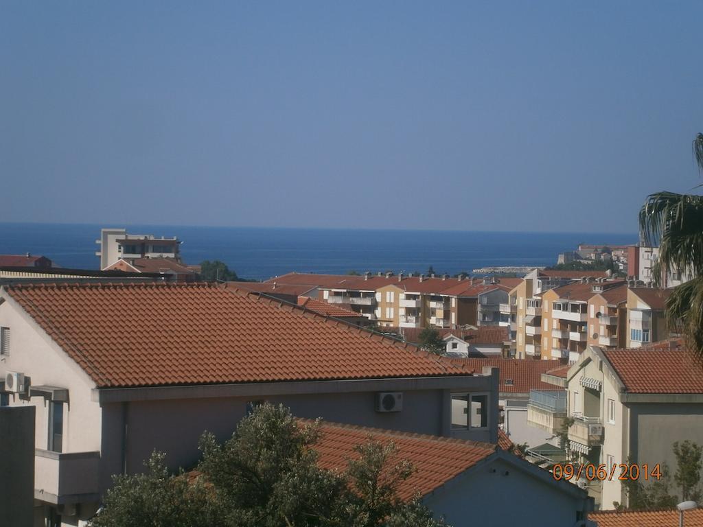 Mijovic Apartments Budva Bilik gambar